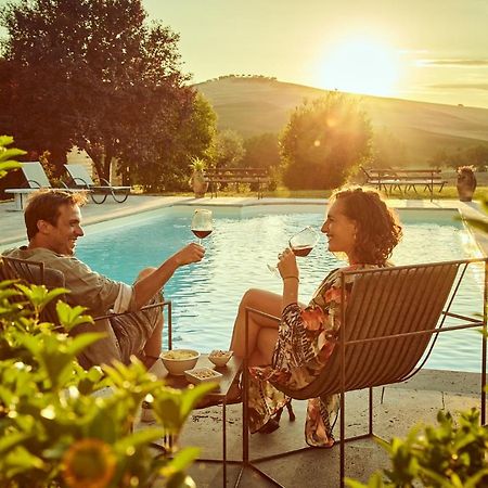 Agriturismo Lunadoro Монтіккєлльо Екстер'єр фото
